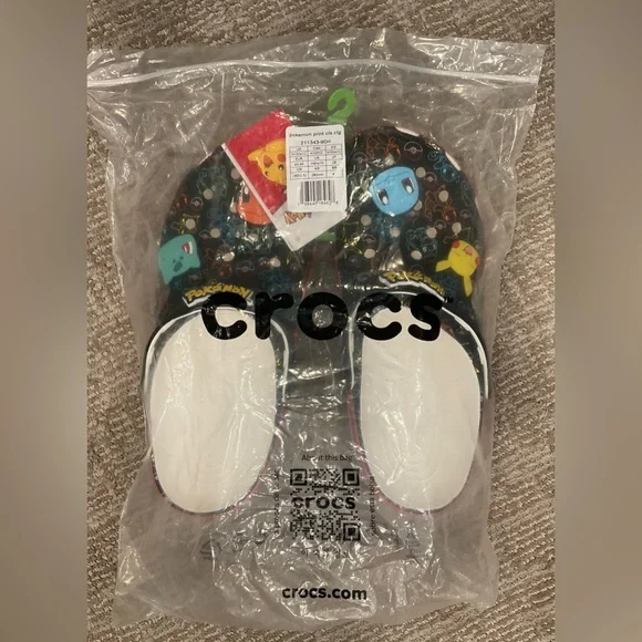 Crocs Pokemon Classic Clogs - NWT - Picture 3 of 3